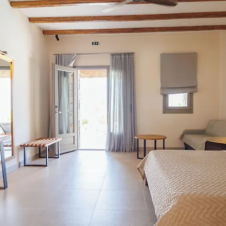 Hotel Kouros Blanc & Pounda