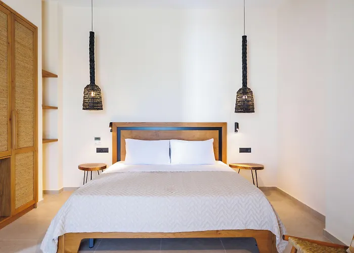 Kouros Blanc & Hotel