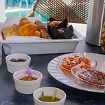 Hotel Kouros Blanc &
