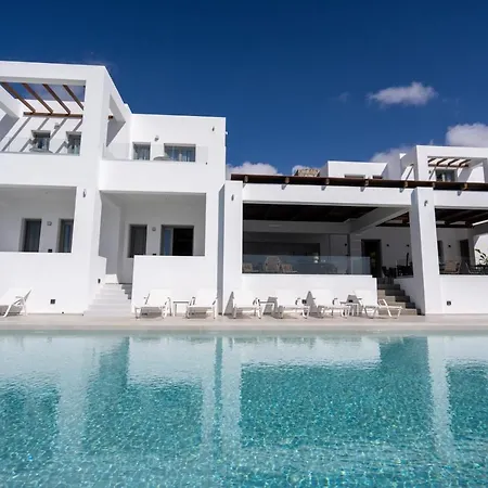 Kouros Blanc & Hotel