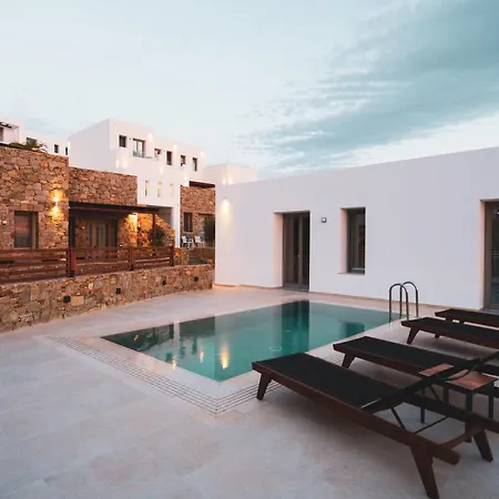 Kouros Blanc & Pounda