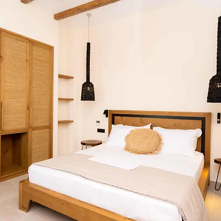 Kouros Blanc & Hotel 5*